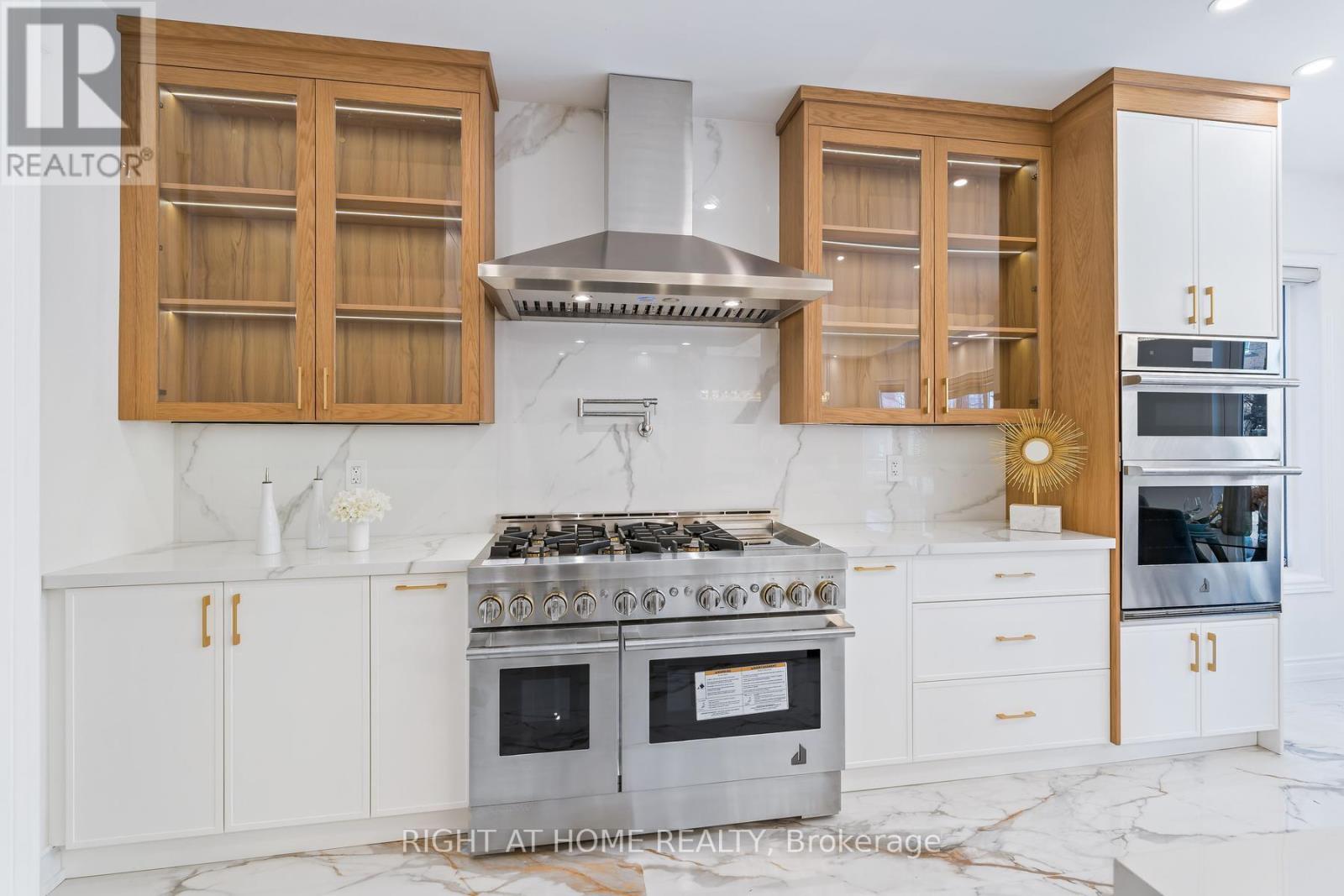 3352 Petrie Way, Oakville, Ontario  L6L 6V8 - Photo 21 - W13079666