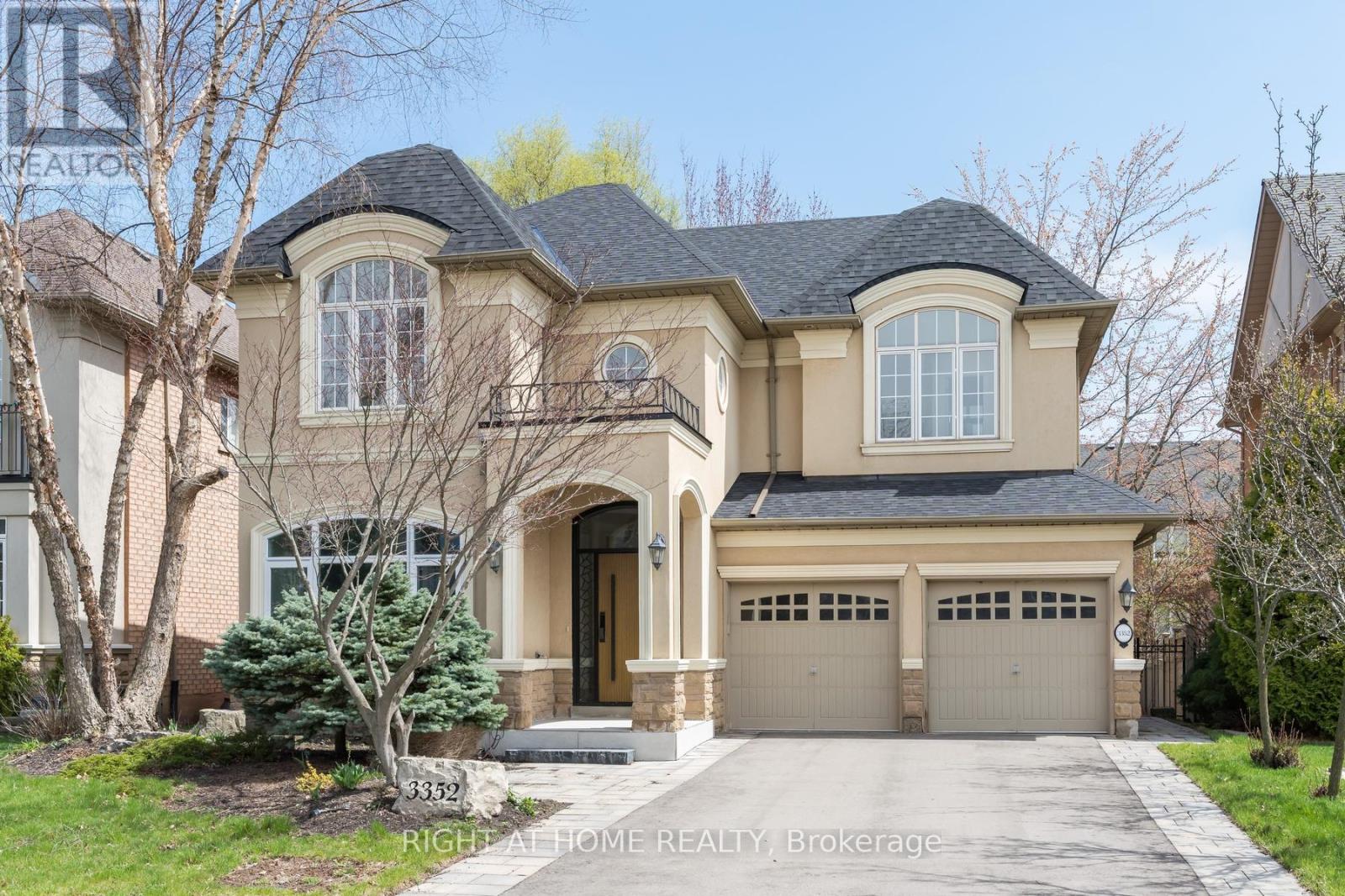 3352 Petrie Way, Oakville, Ontario  L6L 6V8 - Photo 3 - W13079666