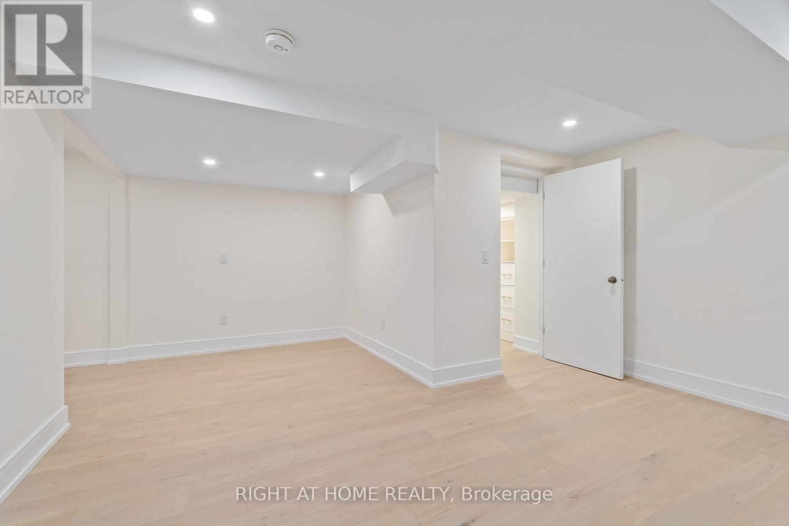 3352 Petrie Way, Oakville, Ontario  L6L 6V8 - Photo 43 - W13079666