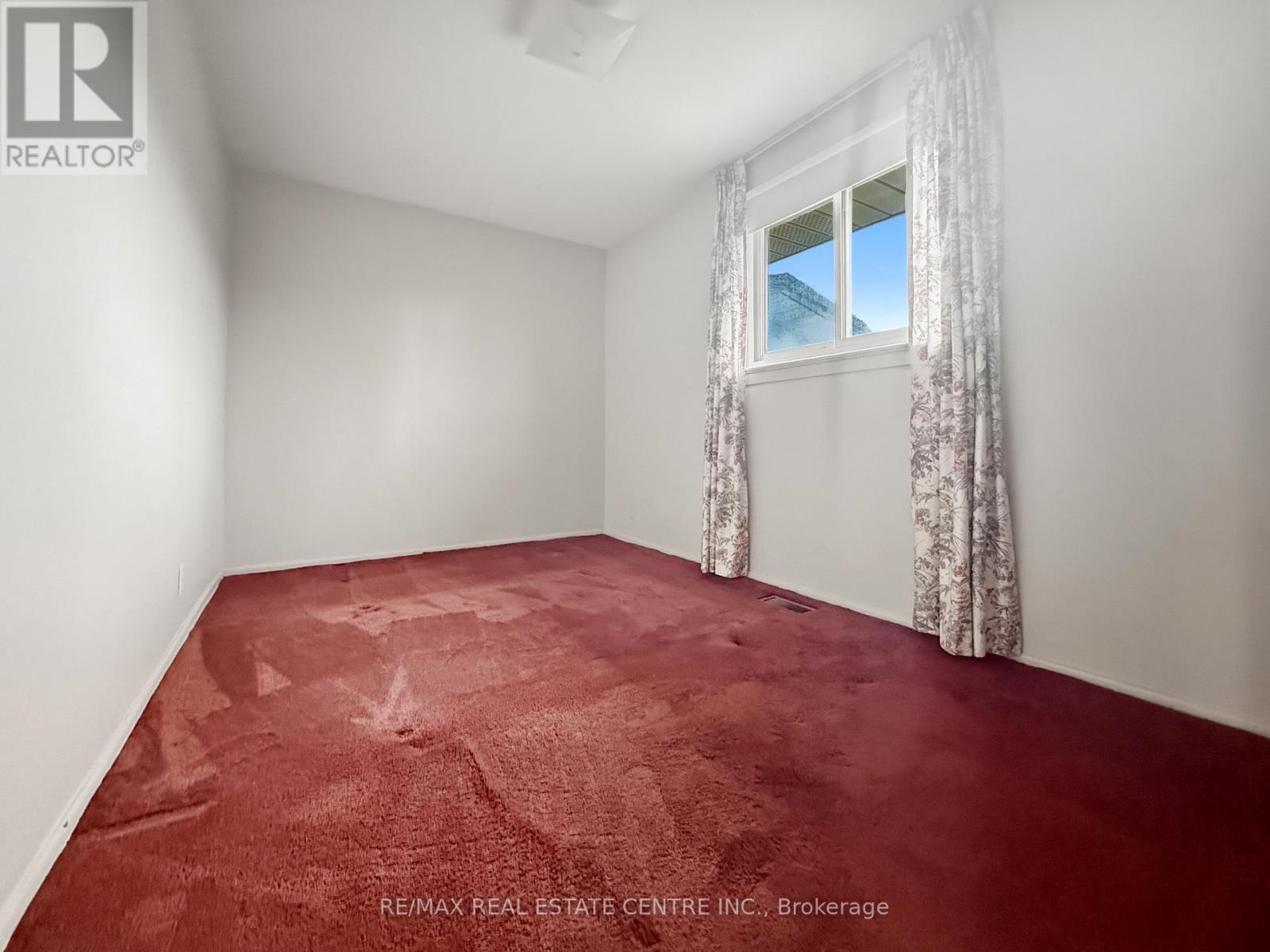 8 Powburn Place, Toronto, Ontario  M9R 2C6 - Photo 21 - W13079676