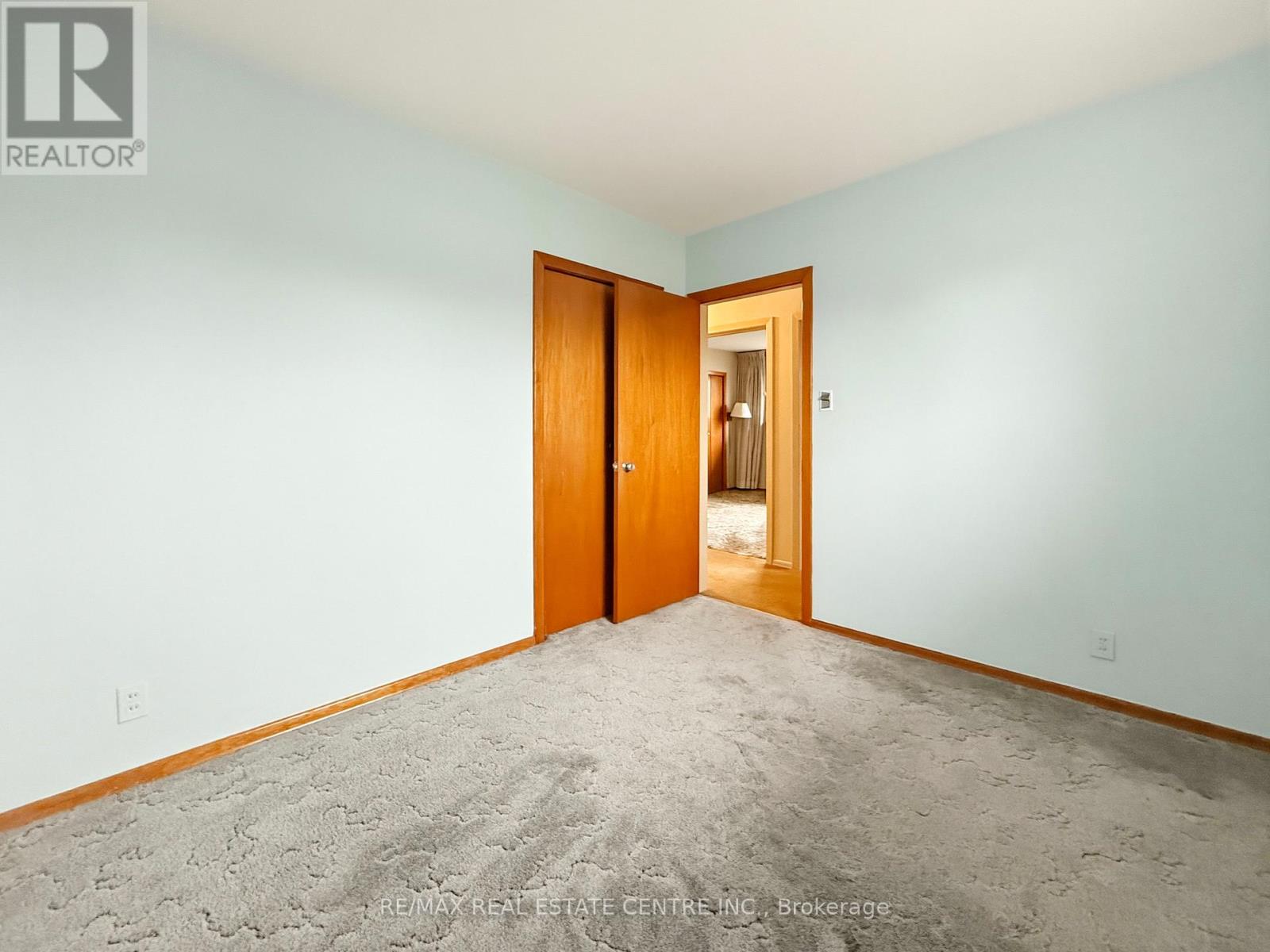 8 Powburn Place, Toronto, Ontario  M9R 2C6 - Photo 24 - W13079676