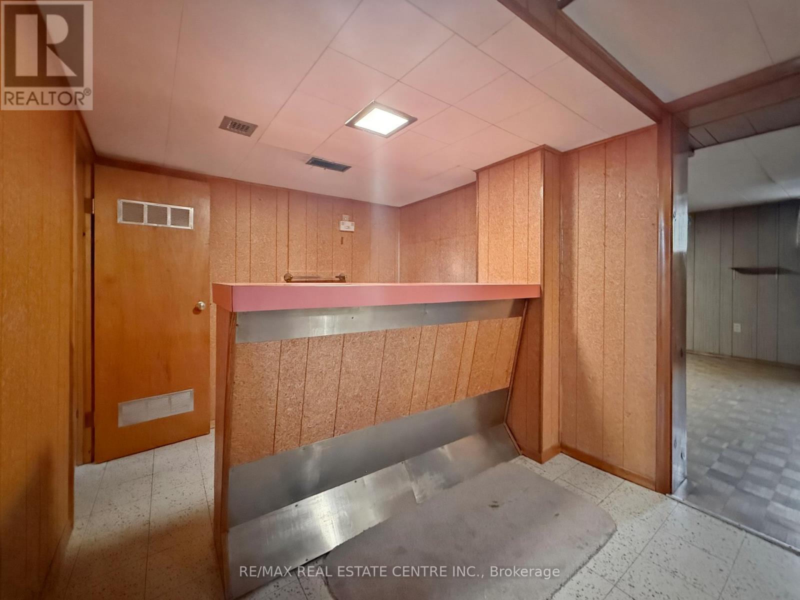 8 Powburn Place, Toronto, Ontario  M9R 2C6 - Photo 31 - W13079676