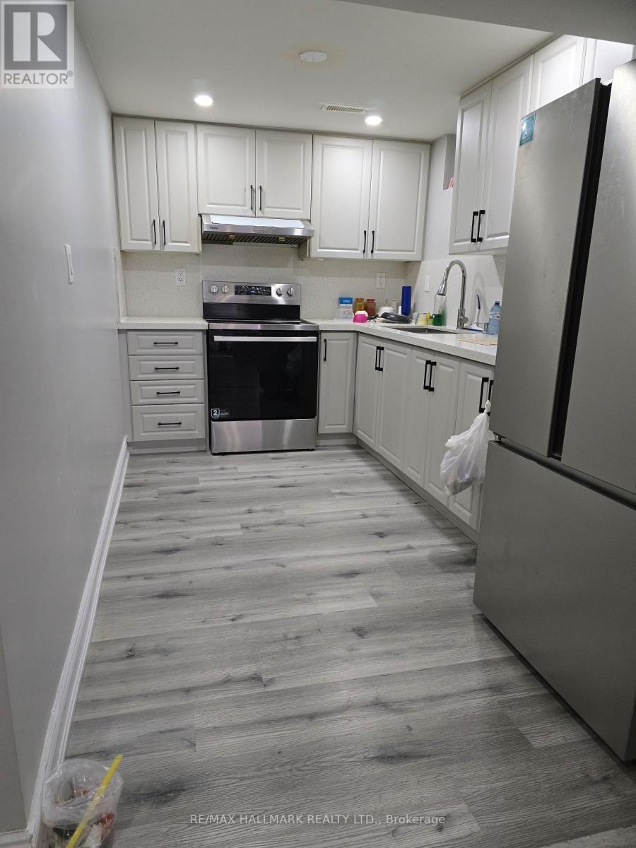 31 Sheepberry Terrace, Brampton, Ontario  L7A 2B6 - Photo 2 - W13079798