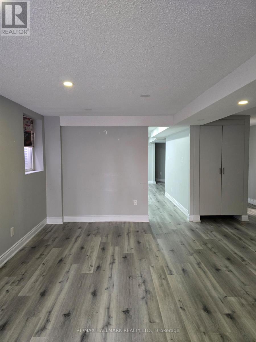 31 Sheepberry Terrace, Brampton, Ontario  L7A 2B6 - Photo 4 - W13079798