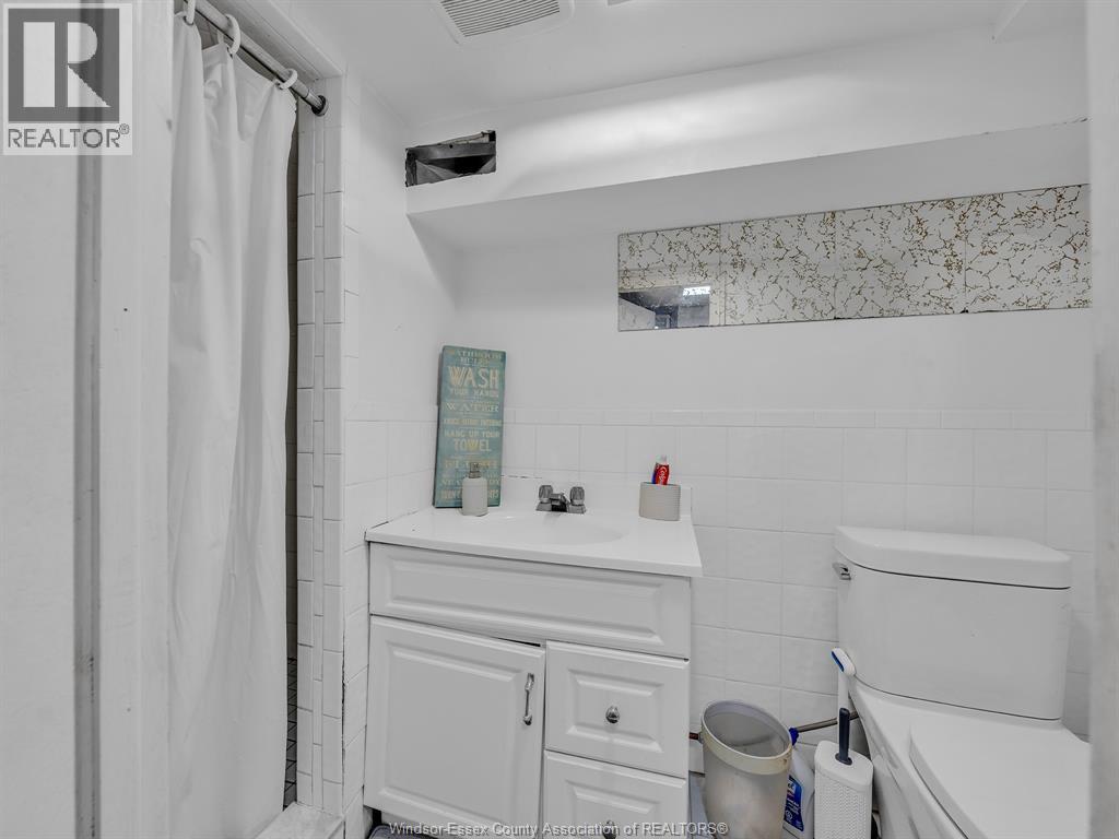 1027 Marentette Avenue, Windsor, Ontario  N9A 2A4 - Photo 40 - 26009994