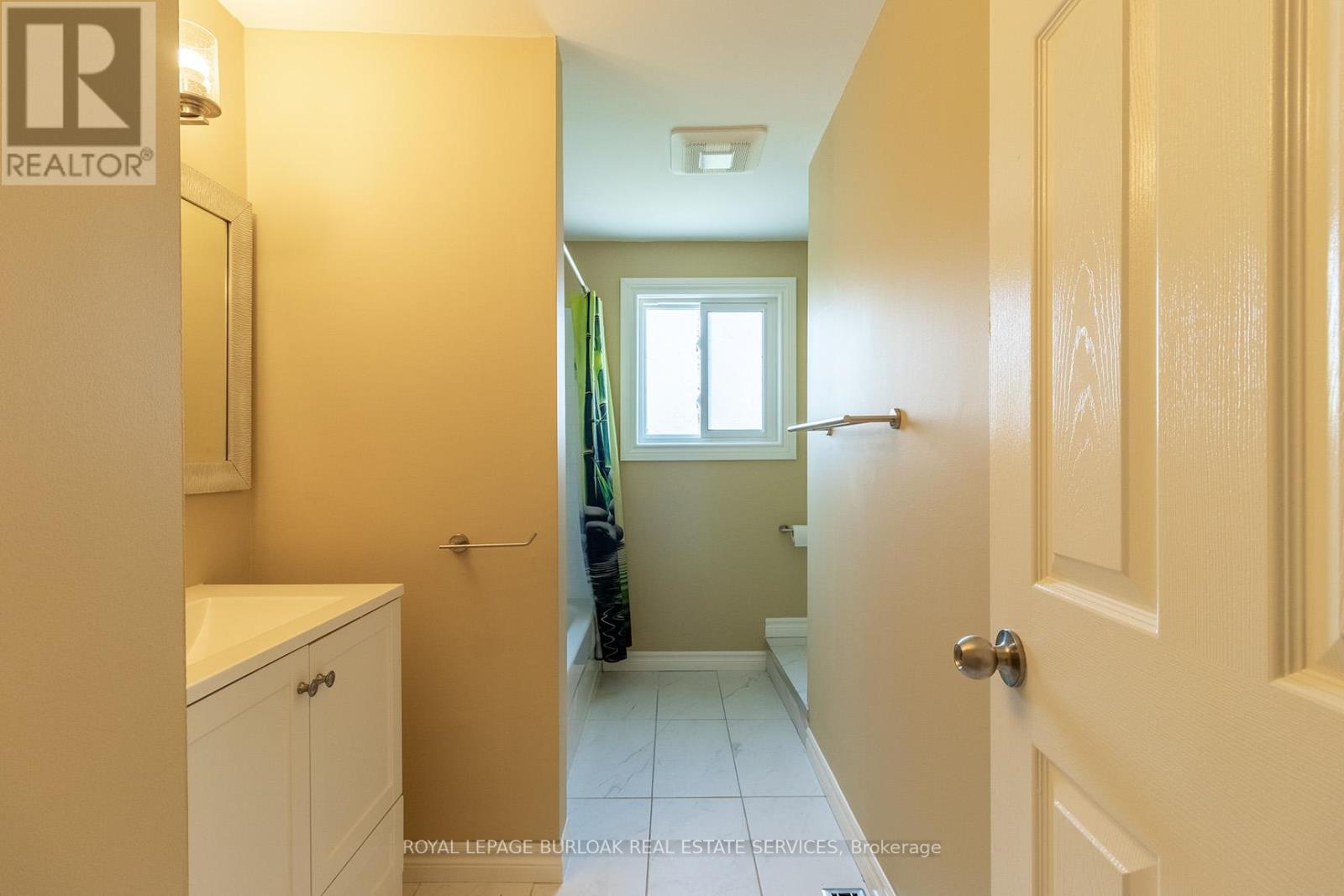 58 Romy Crescent, Thorold, Ontario  L2V 4T6 - Photo 12 - X12649282