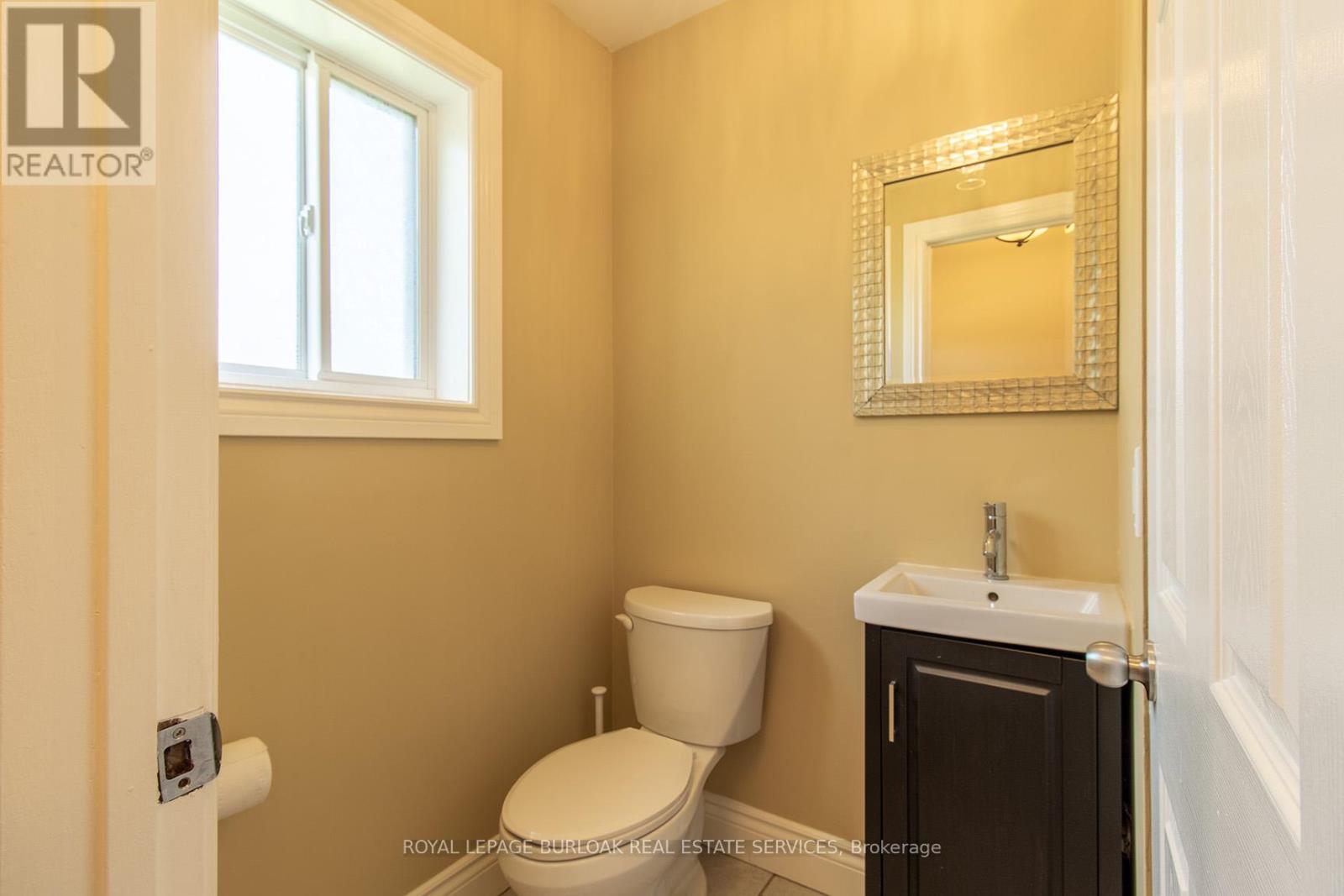 58 Romy Crescent, Thorold, Ontario  L2V 4T6 - Photo 9 - X12649282