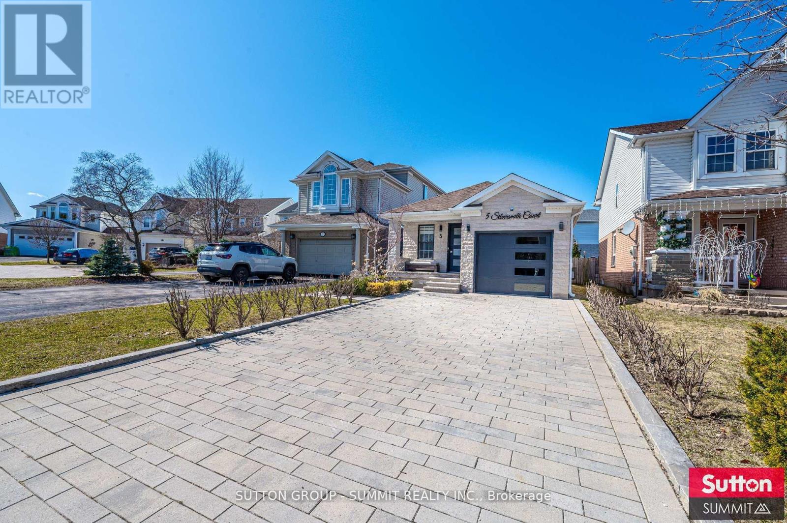 5 Silversmith Court, Guelph, Ontario  N1G 5C1 - Photo 2 - X13079556