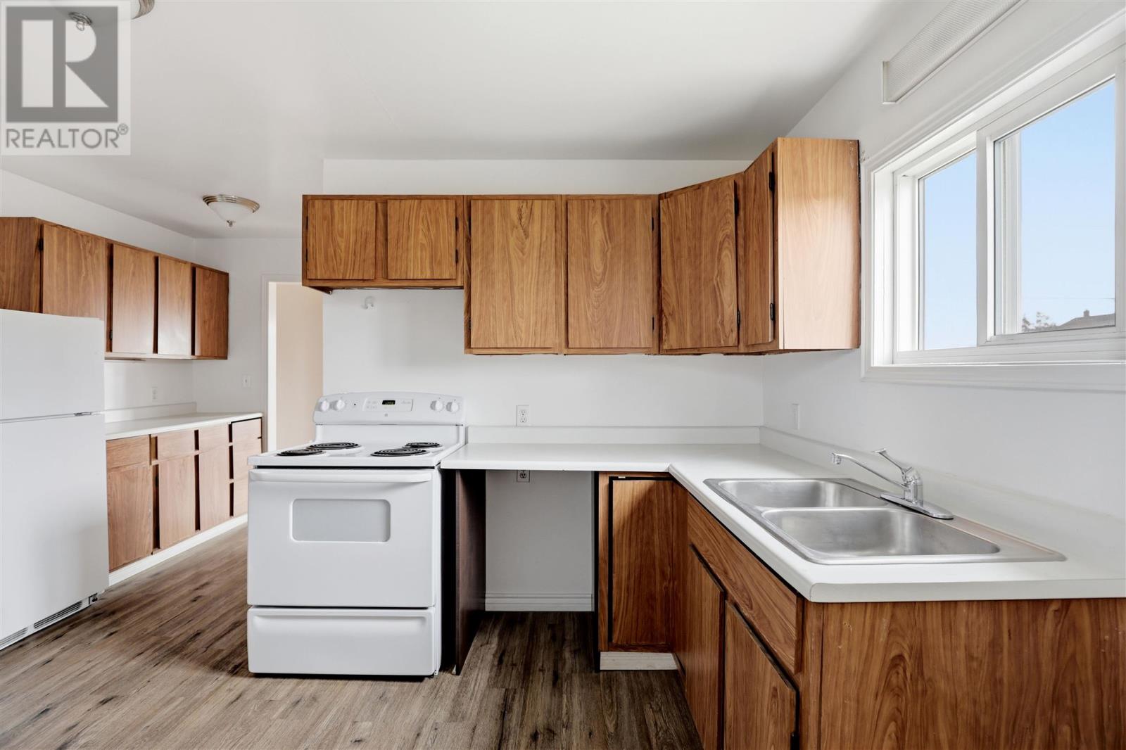118 Henrietta Ave, Sault Ste. Marie, Ontario  P6C 1Z5 - Photo 13 - SM260858