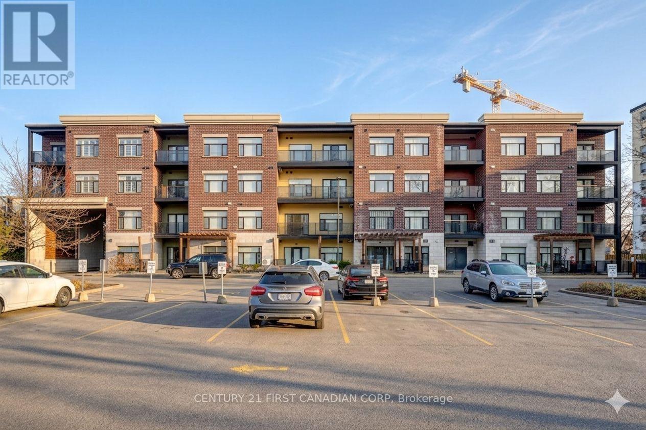 410 - 89 Ridout Street S, London South, Ontario  N6C 3X2 - Photo 6 - X12921986