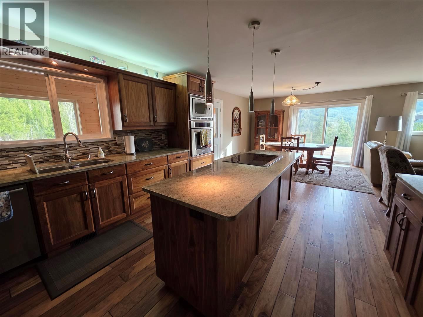 145 Jellicoe Road, Princeton, British Columbia  V0X 1W0 - Photo 16 - 10385938