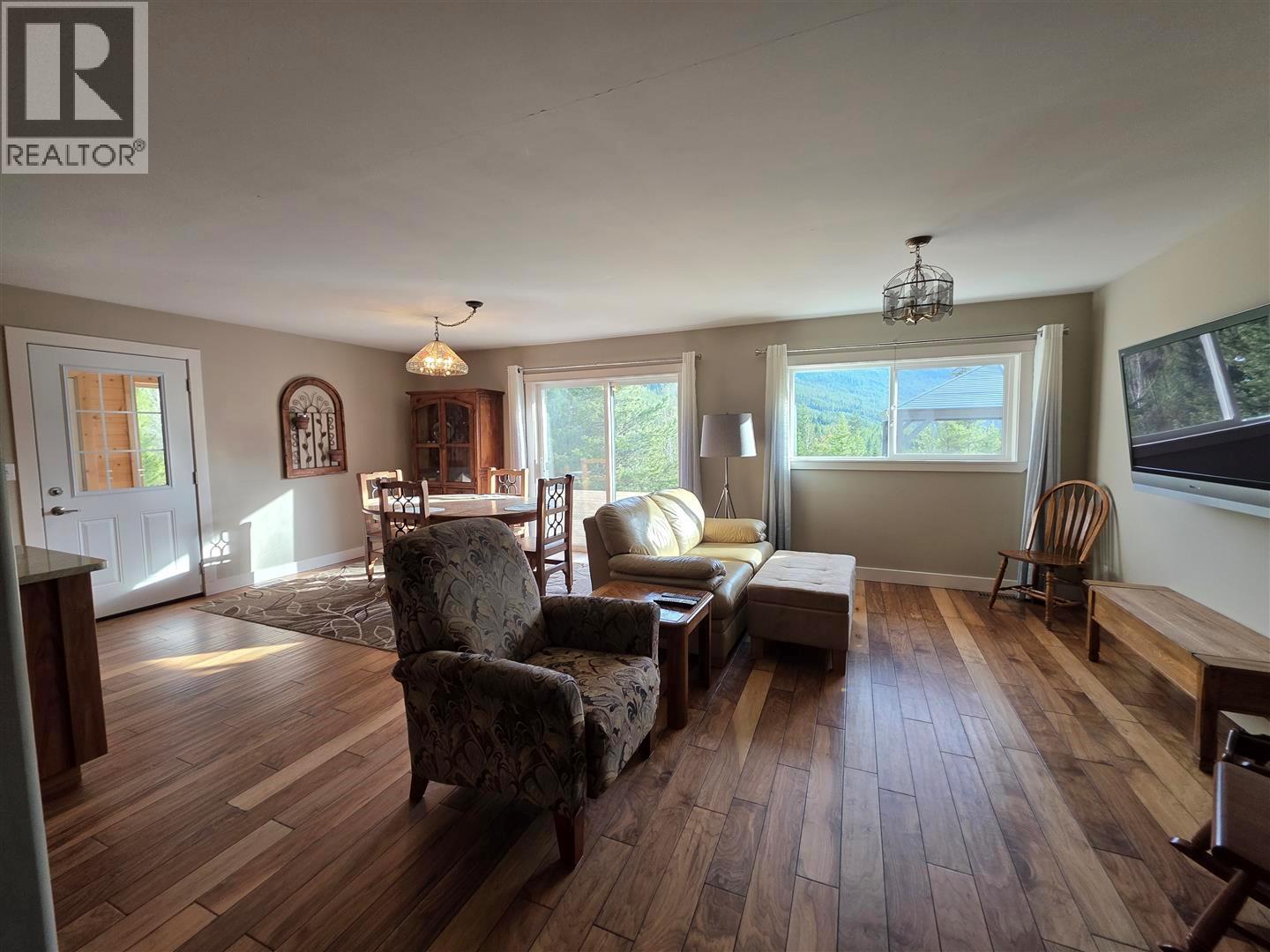 145 Jellicoe Road, Princeton, British Columbia  V0X 1W0 - Photo 19 - 10385938