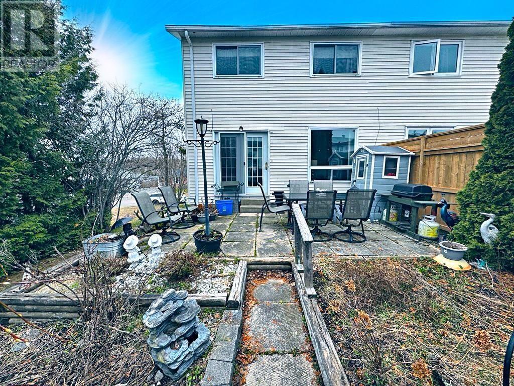 65 Farrell Cres, Elliot Lake, Ontario  P5A 3N5 - Photo 5 - SM260865