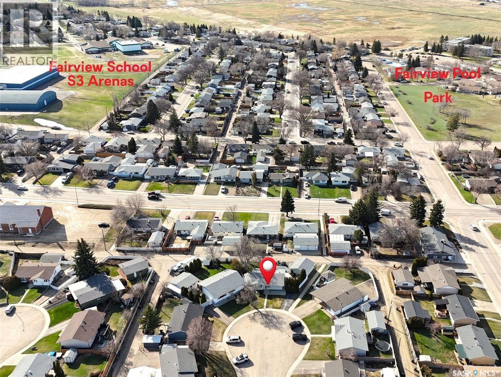 300 Ash Place, Swift Current, Saskatchewan  S9H 3E4 - Photo 3 - SK034711