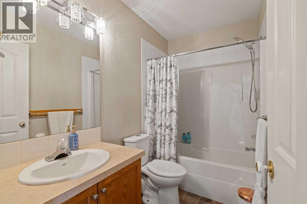 65 Canoe Circle SW, Airdrie, Alberta  T4B 2L6 - Photo 22 - A2305023