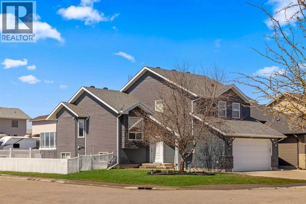 65 Canoe Circle SW, Airdrie, Alberta  T4B 2L6 - Photo 36 - A2305023