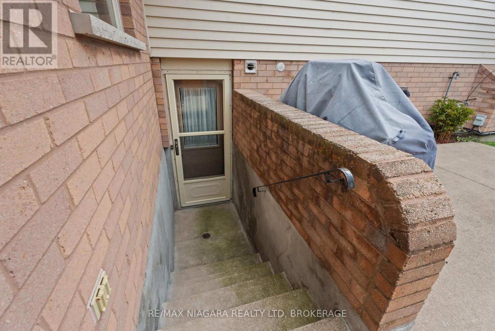 13 Cornwell Circle, St. Catharines, Ontario  L2S 3C4 - Photo 20 - X13077736