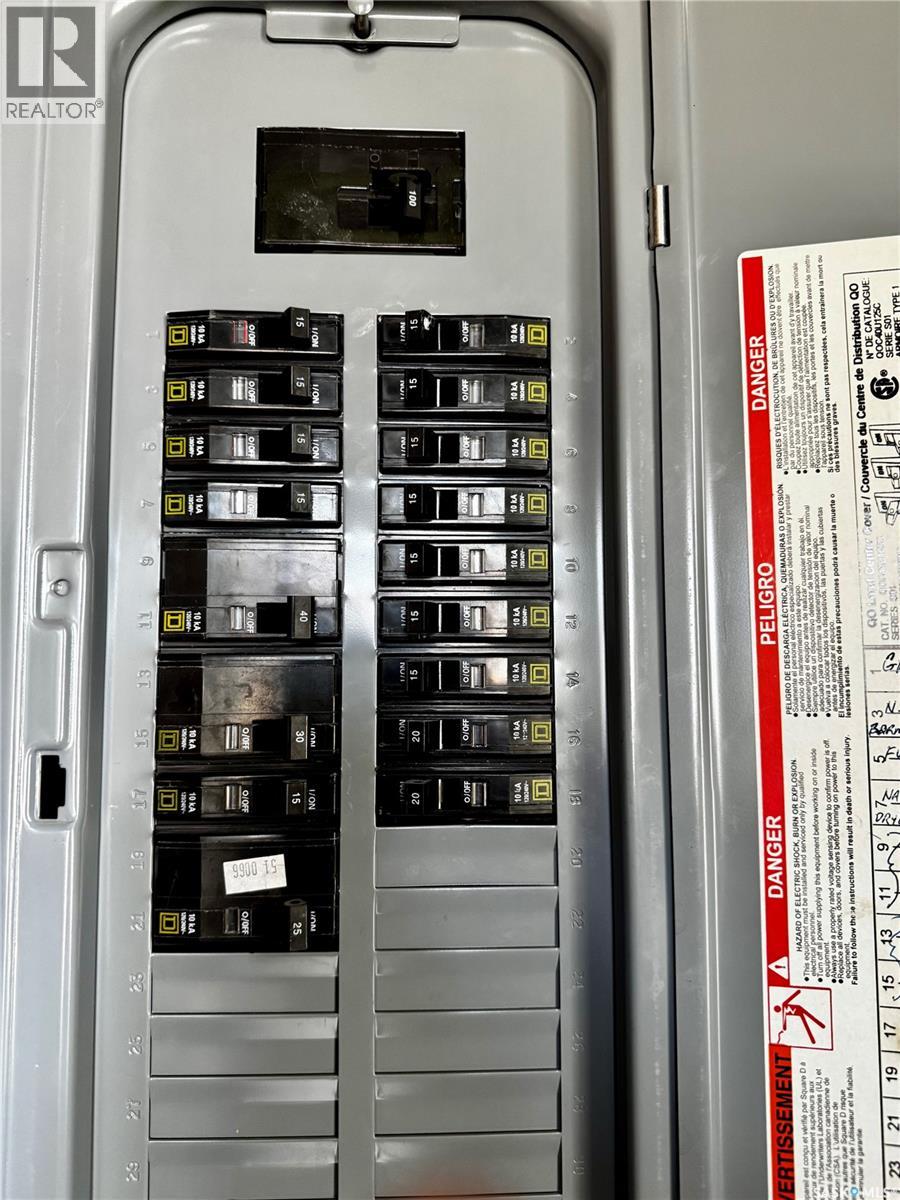 305 3rd Avenue Ne, Swift Current, Saskatchewan  S9H 2G8 - Photo 24 - SK034794