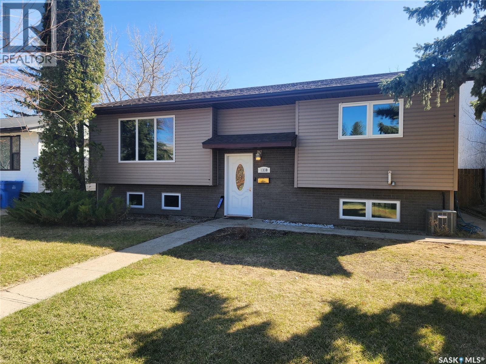 1330 8th STREET, estevan, Saskatchewan