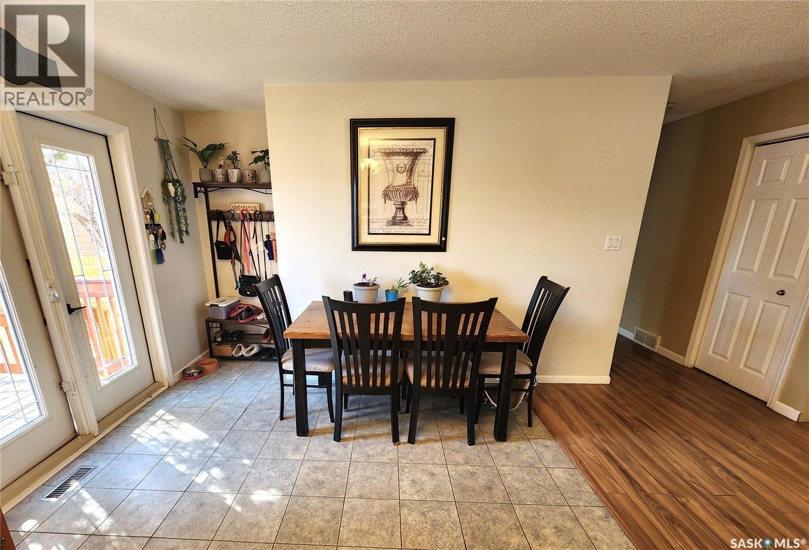 1330 8th Street, Estevan, Saskatchewan  S4A 1H6 - Photo 14 - SK034792