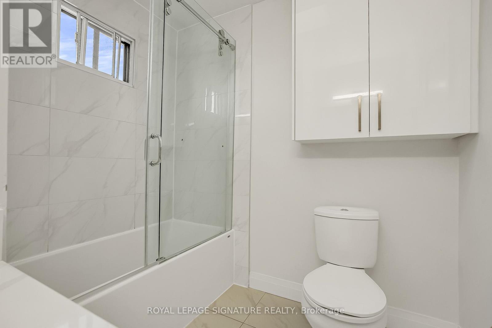 70 Clovelly Avenue, Toronto, Ontario  M6C 1Y3 - Photo 19 - C13052376