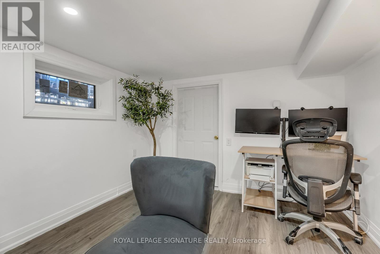 70 Clovelly Avenue, Toronto, Ontario  M6C 1Y3 - Photo 24 - C13052376