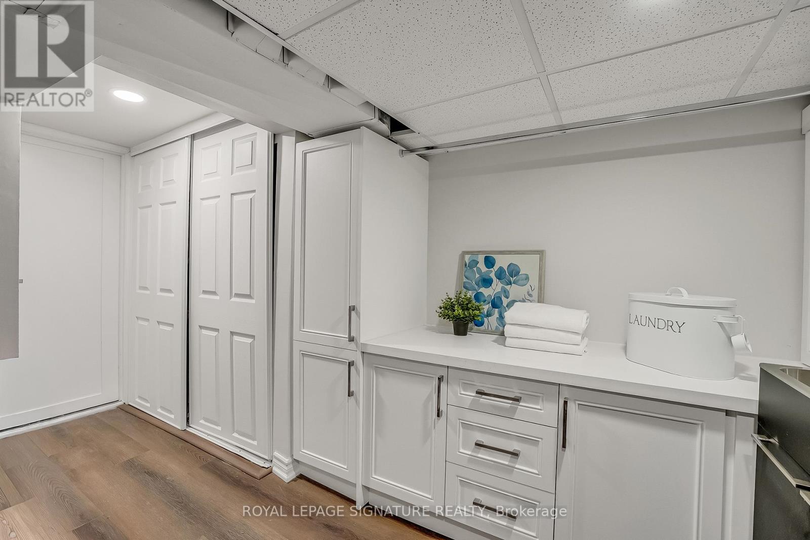 70 Clovelly Avenue, Toronto, Ontario  M6C 1Y3 - Photo 30 - C13052376