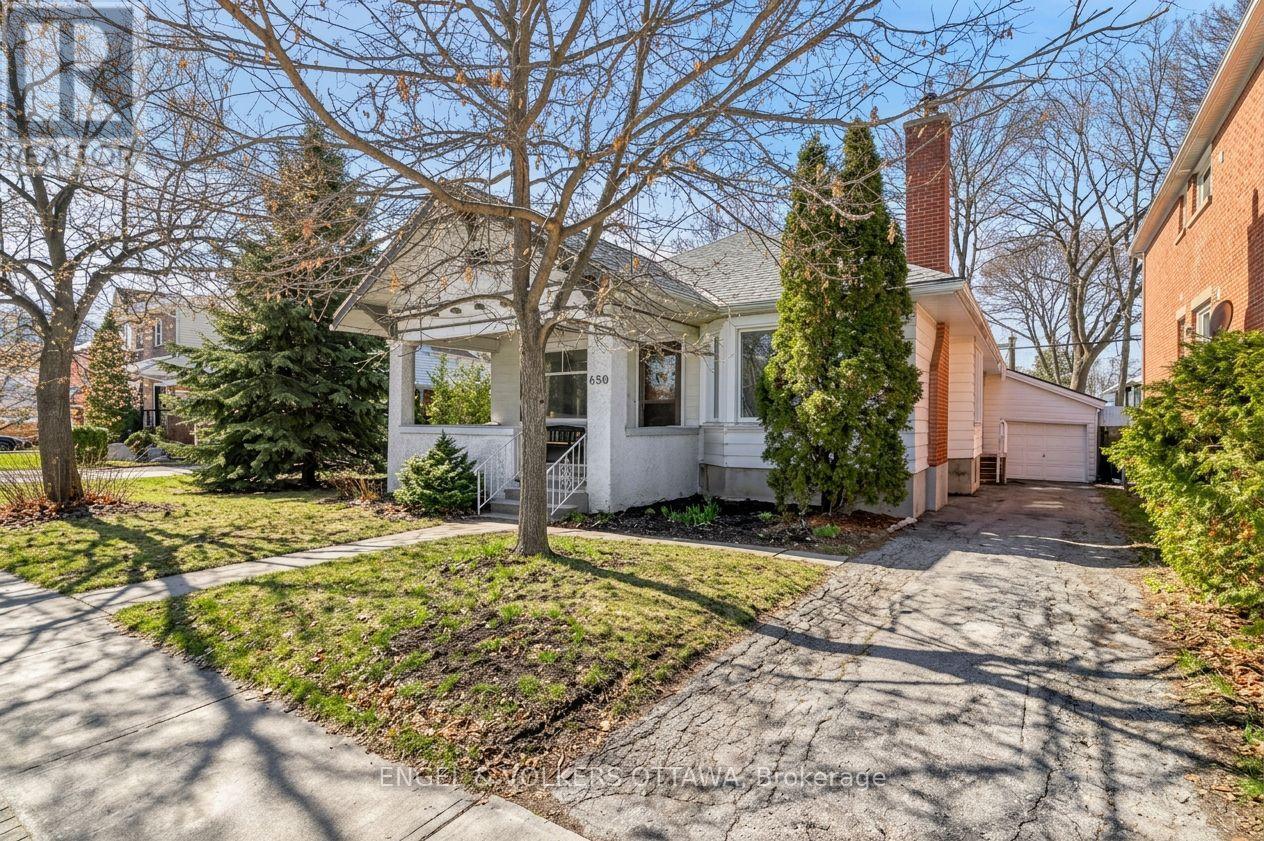 650 Churchill Avenue N, Ottawa, Ontario  K1Z 5G1 - Photo 2 - X12822396