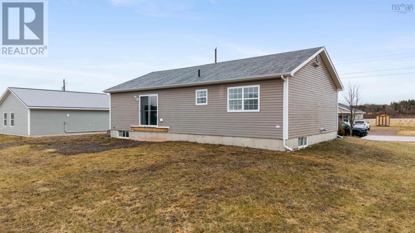 9 Fleming Avenue, Amherst, Nova Scotia  B4H 0C3 - Photo 4 - 202605791