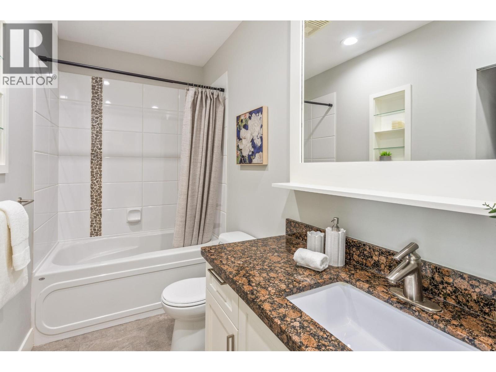 207 2288 W Broadway, Vancouver, British Columbia  V6K 0B3 - Photo 12 - R3118894