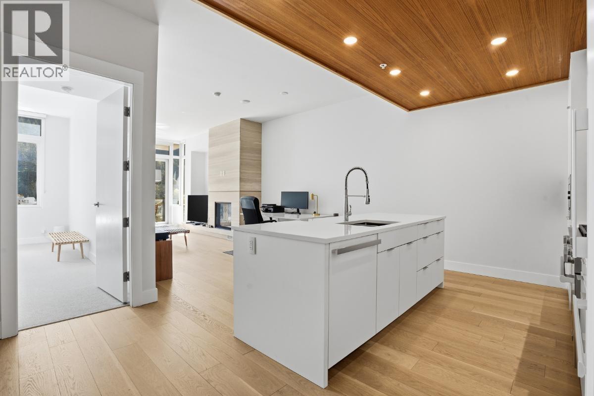 406 6707 Nelson Avenue, West Vancouver, British Columbia  V7W 0A4 - Photo 8 - R3118929