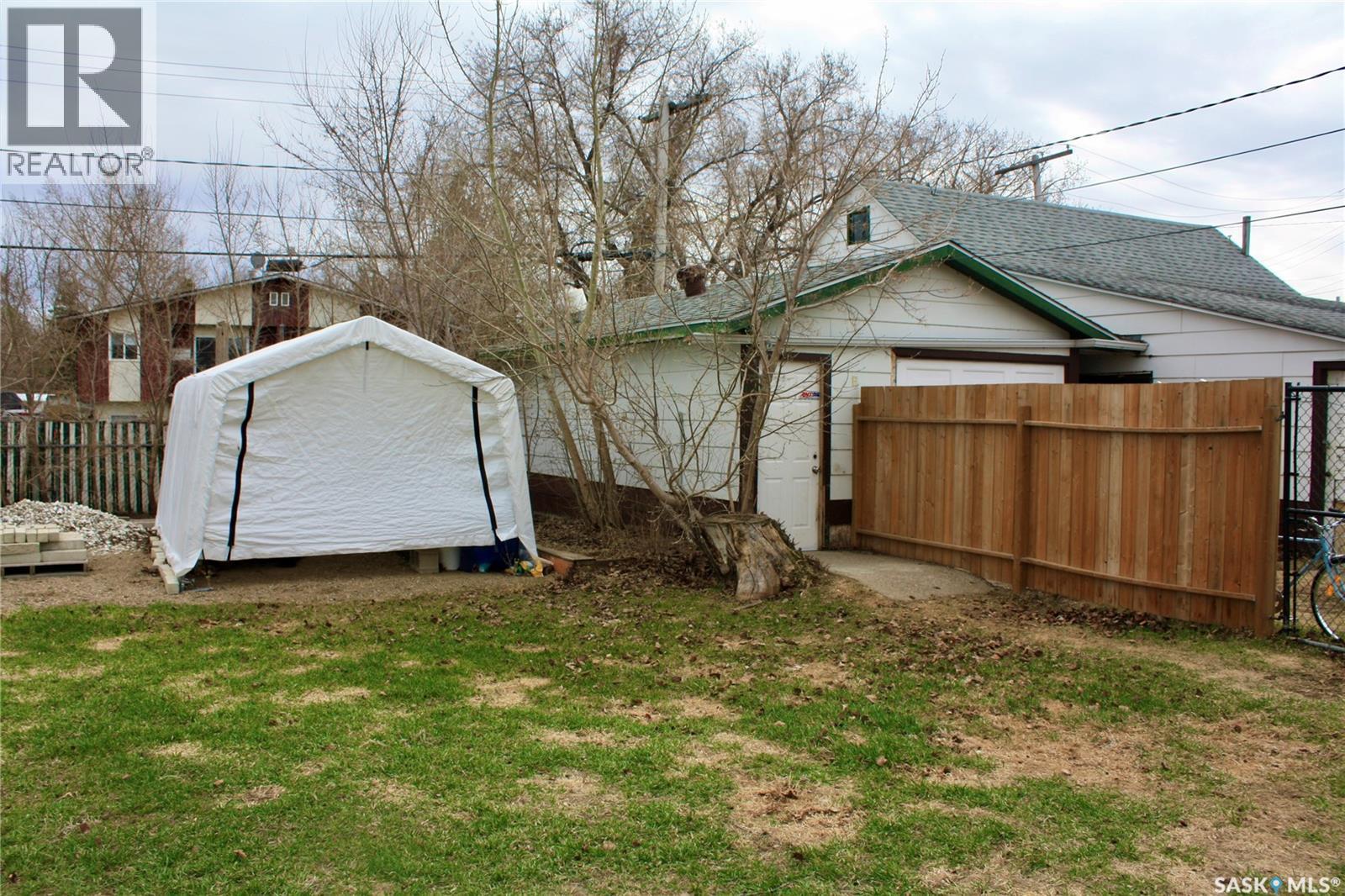 200 3rd Street, Dundurn, Saskatchewan  S0K 1K0 - Photo 30 - SK029549