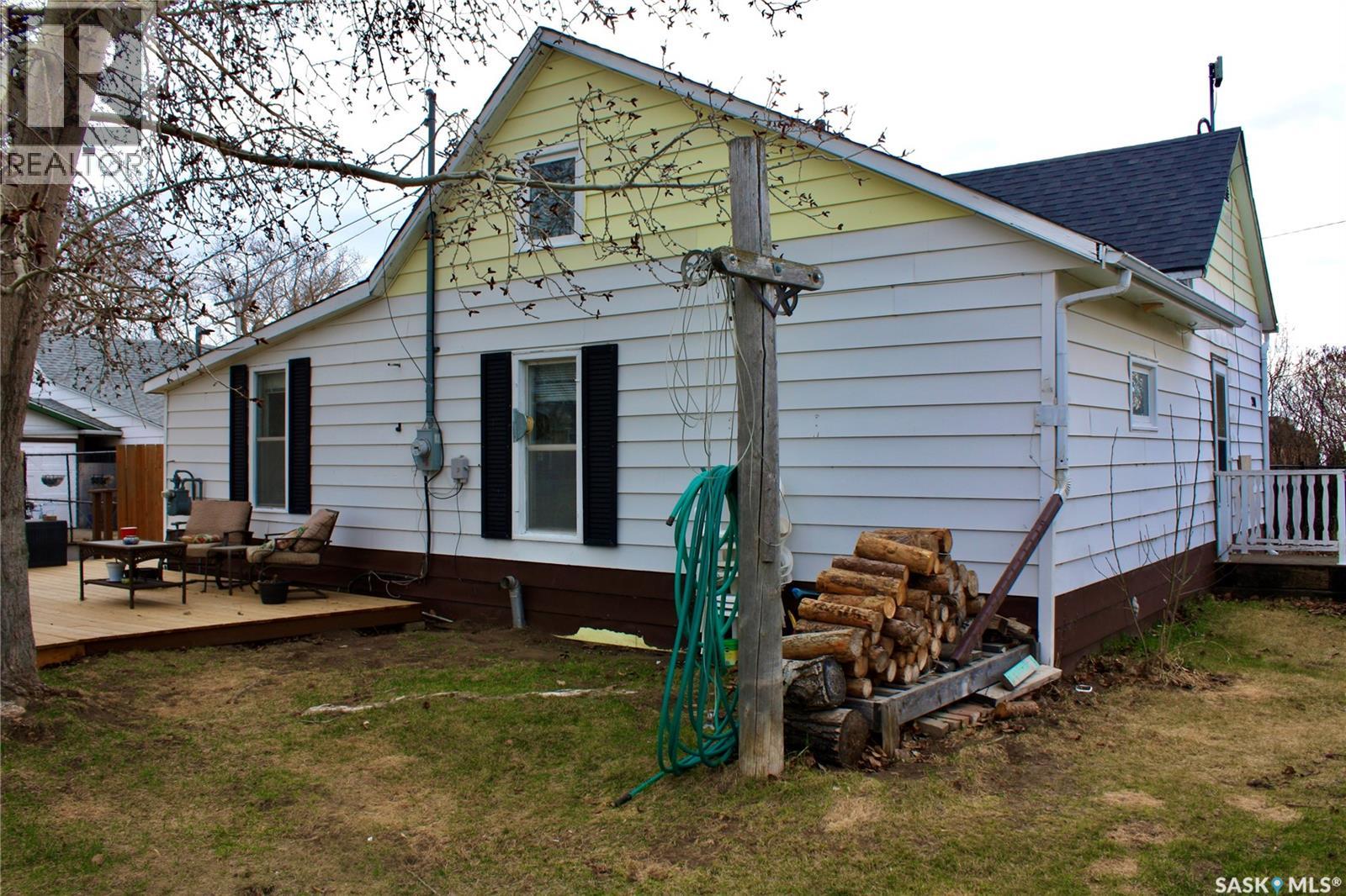 200 3rd Street, Dundurn, Saskatchewan  S0K 1K0 - Photo 39 - SK029549