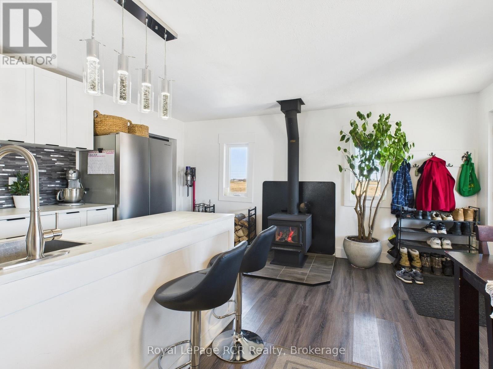 708 Concession 2, Kincardine, Ontario  N0G 2T0 - Photo 10 - X13079942
