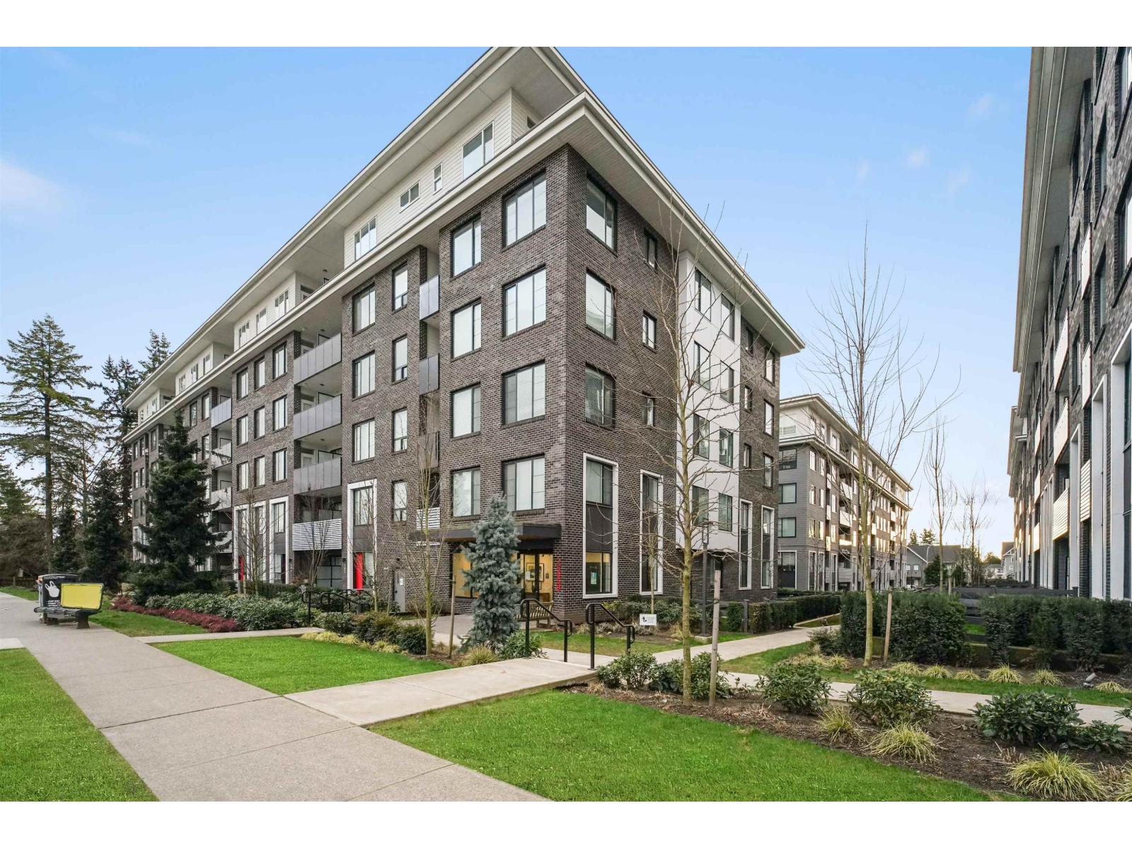 501 15858 FRASER HIGHWAY, surrey, British Columbia