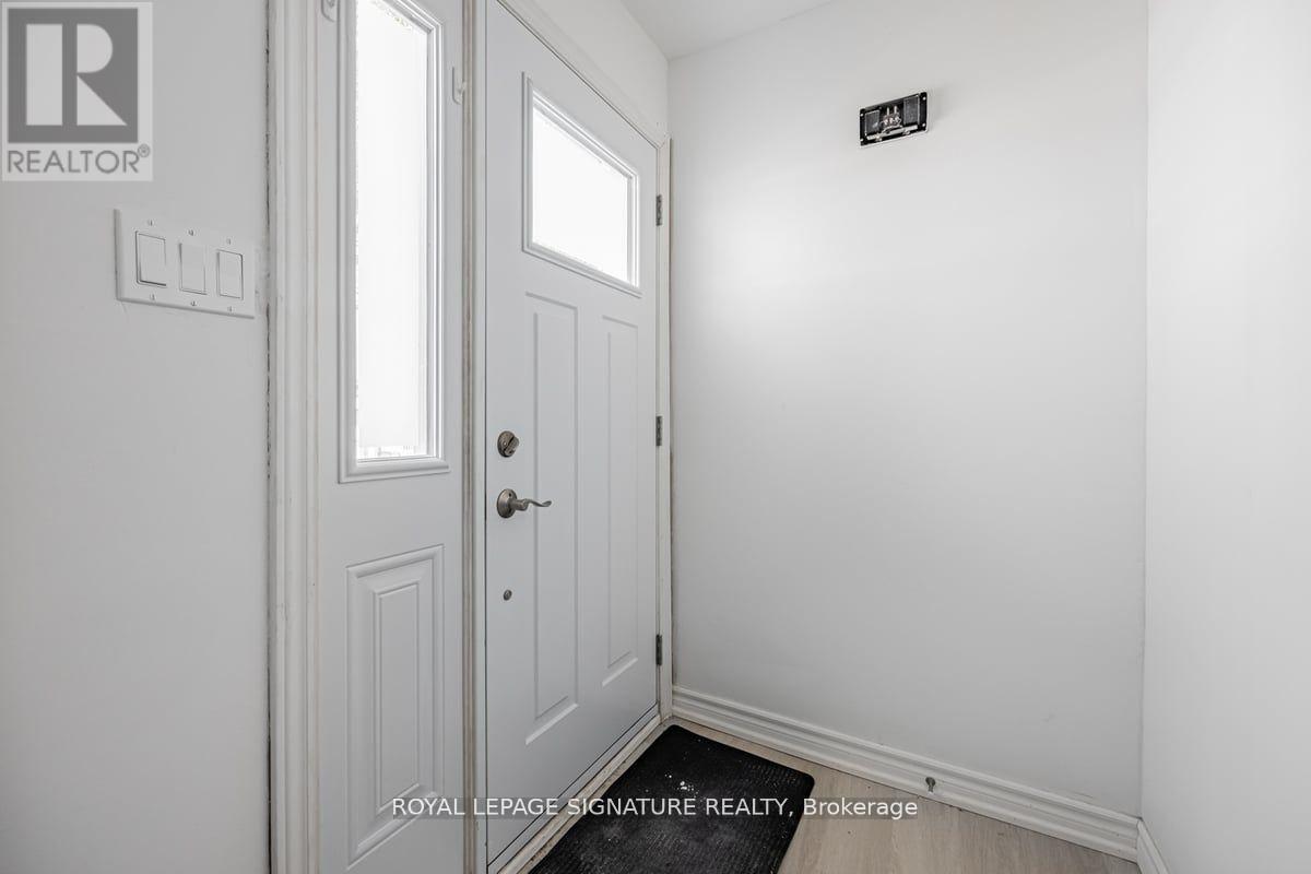 A(Upper - 54 Tuscarora Drive, Toronto, Ontario  M2H 2K3 - Photo 13 - C13079854