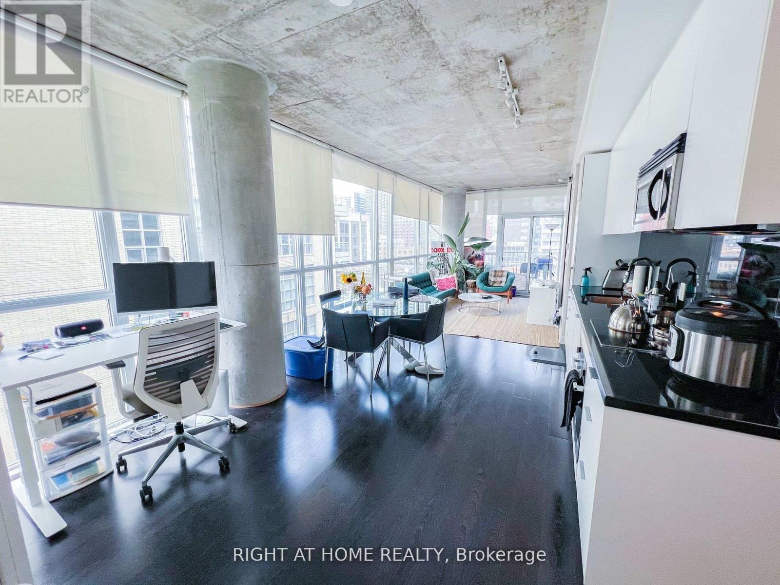 901 - 478 King Street W, Toronto, Ontario  M5V 1L7 - Photo 2 - C13079904