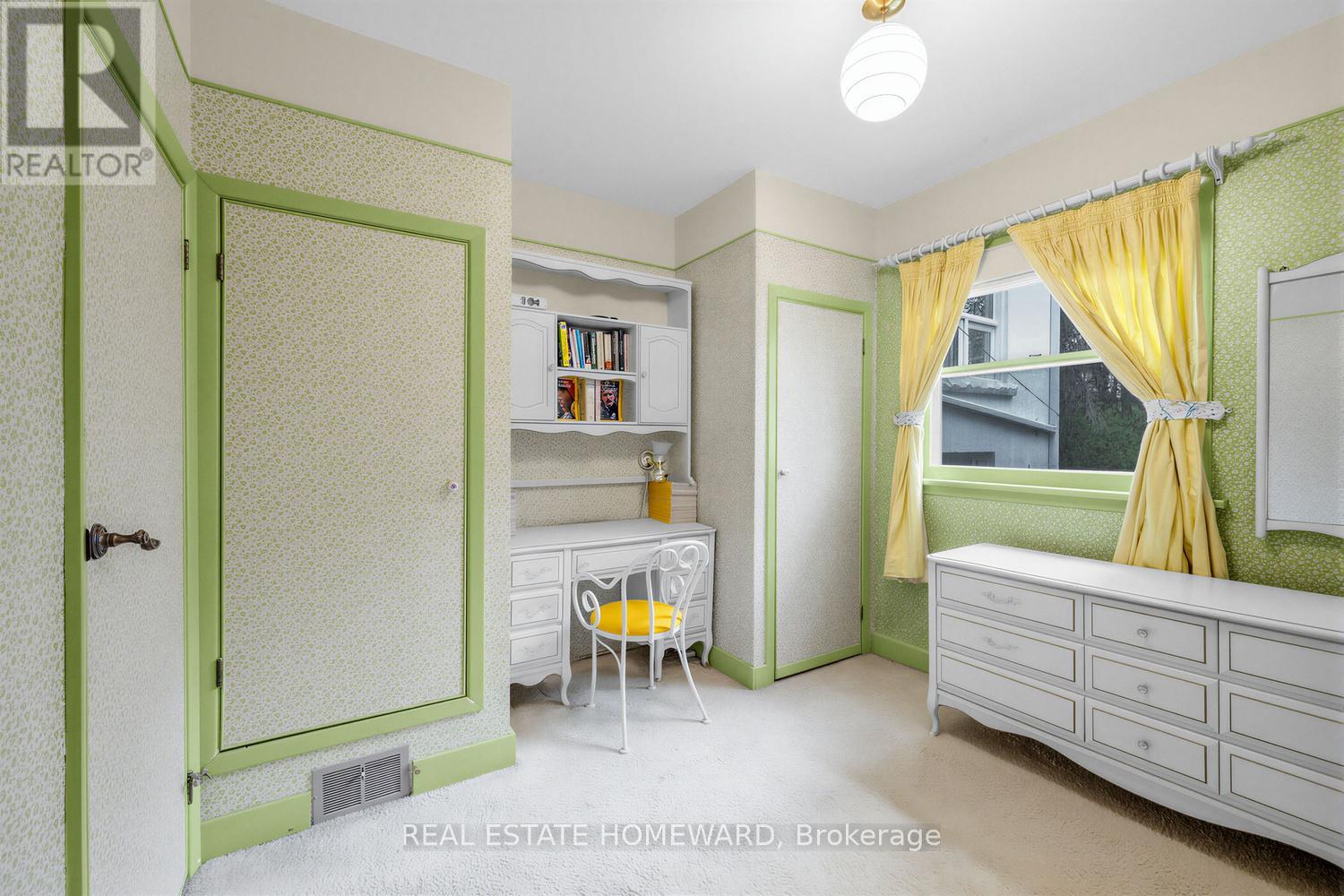 228 Pemberton Avenue, Toronto, Ontario  M2M 1Y8 - Photo 14 - C13079908