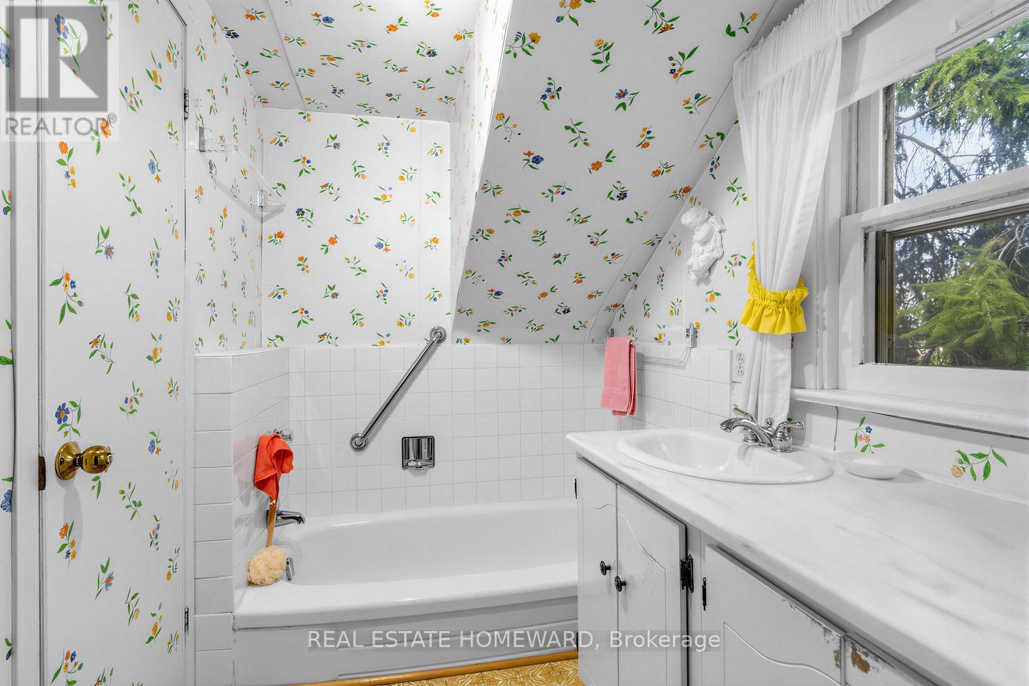 228 Pemberton Avenue, Toronto, Ontario  M2M 1Y8 - Photo 29 - C13079908