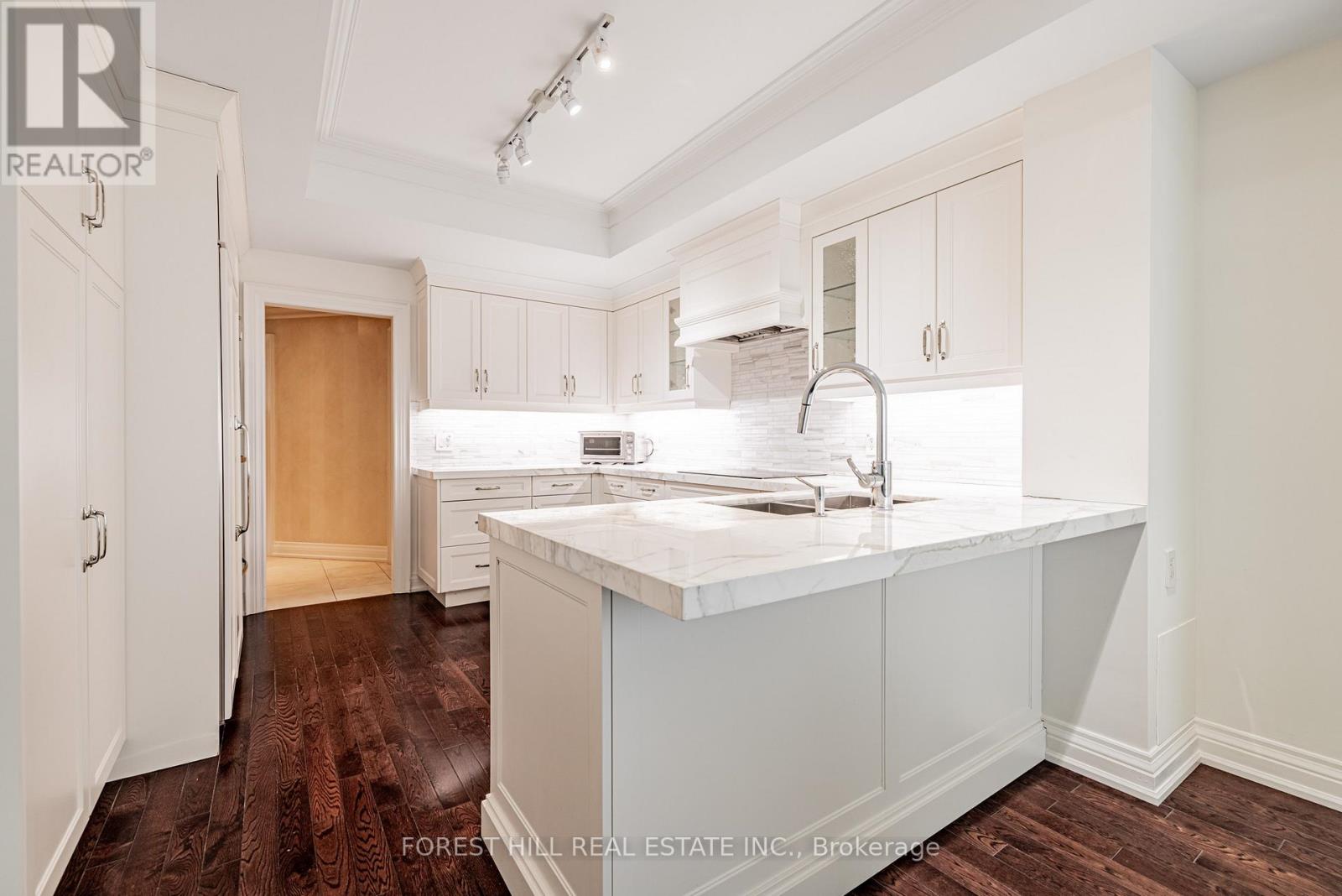 2002 - 38 Avenue Road, Toronto, Ontario  M5R 2G2 - Photo 19 - C13079970