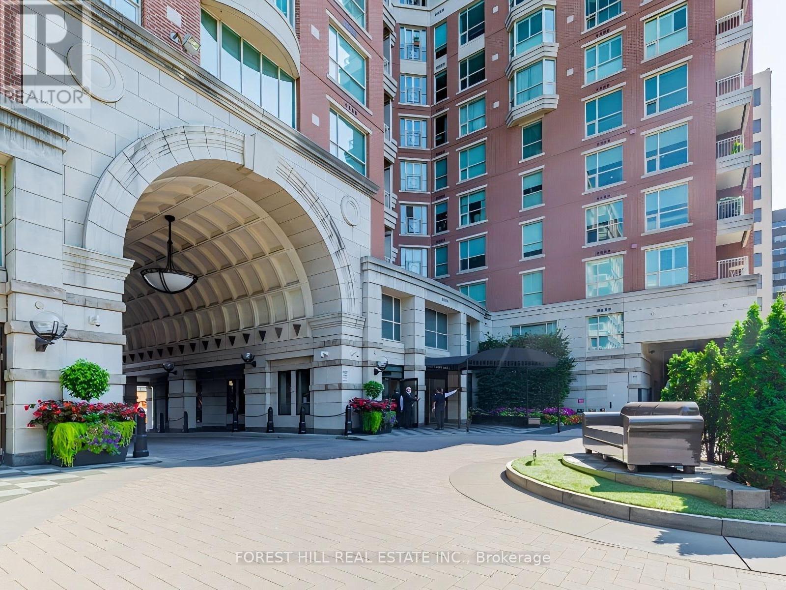 2002 - 38 Avenue Road, Toronto, Ontario  M5R 2G2 - Photo 3 - C13079970