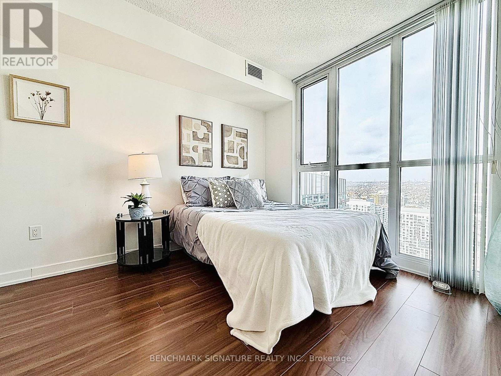 3908 - 85 Queens Wharf Road, Toronto, Ontario  M5V 0J9 - Photo 4 - C13079980