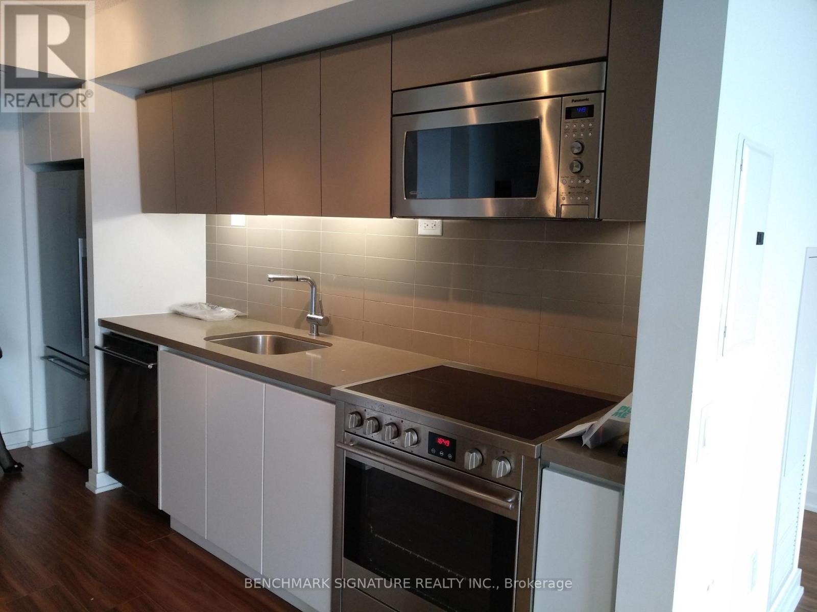 3908 - 85 Queens Wharf Road, Toronto, Ontario  M5V 0J9 - Photo 9 - C13079980