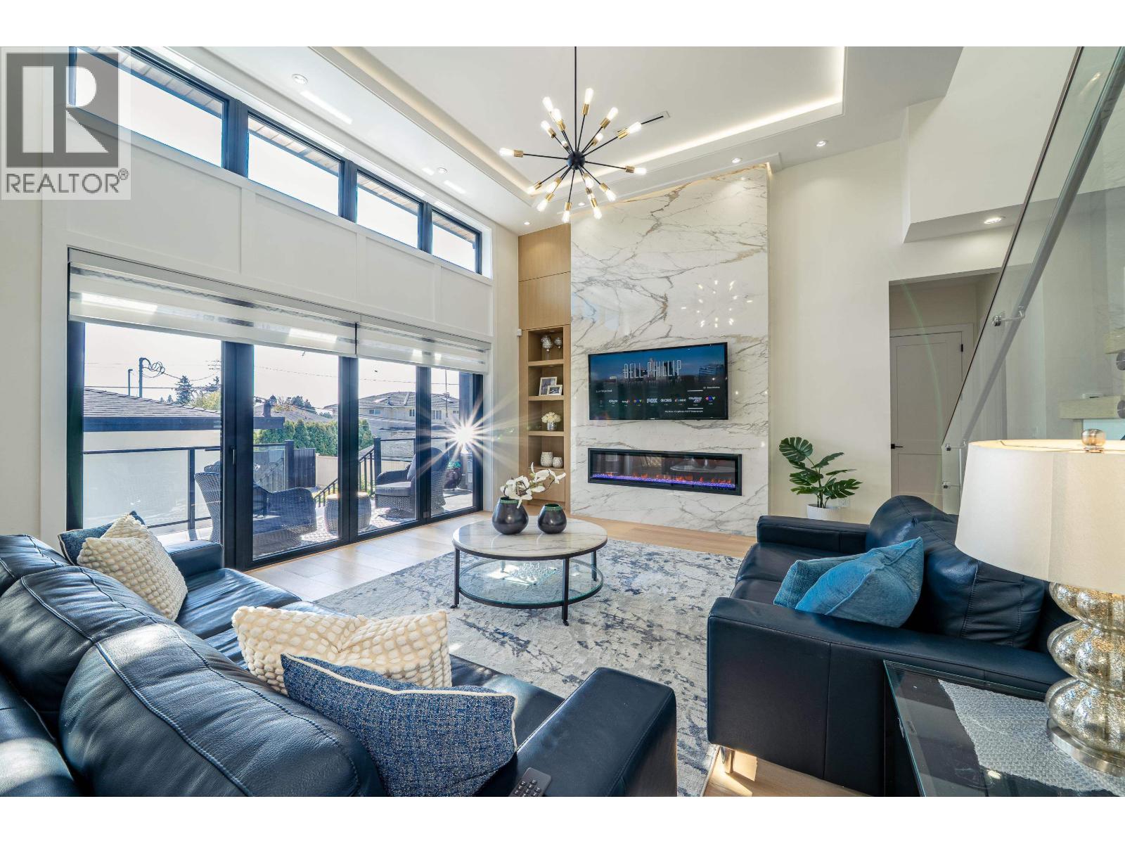 4836 Watling Street, Burnaby, British Columbia  V5J 1W5 - Photo 4 - R3116394