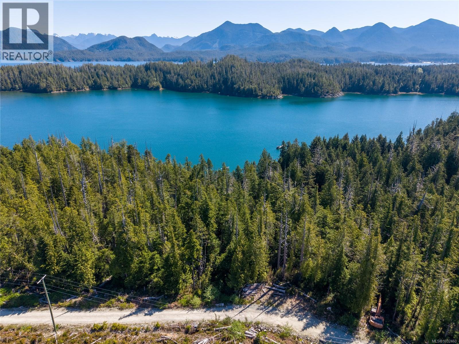 7 Hot Springs Cove, Tofino, British Columbia  V0R 2Z0 - Photo 14 - 1032460