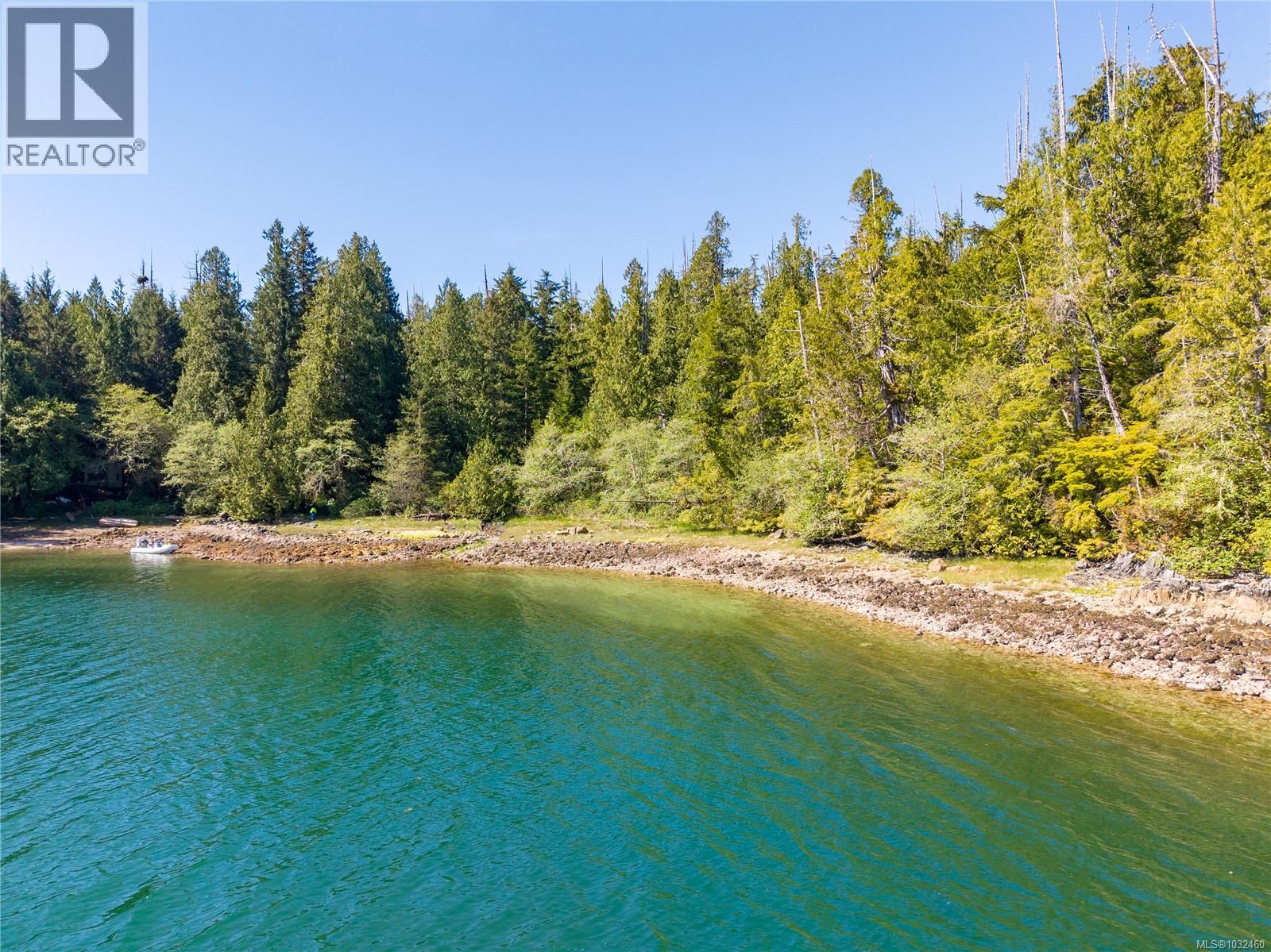 7 Hot Springs Cove, Tofino, British Columbia  V0R 2Z0 - Photo 10 - 1032460