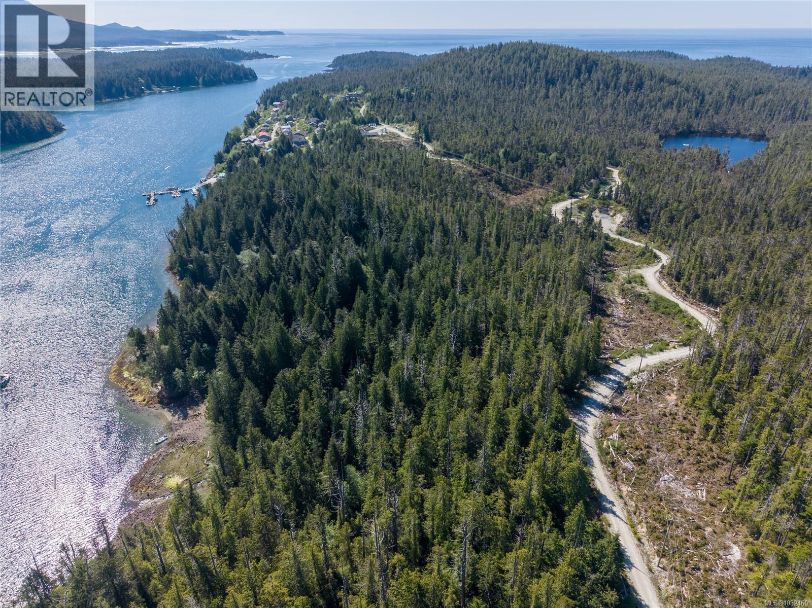 7 Hot Springs Cove, Tofino, British Columbia  V0R 2Z0 - Photo 25 - 1032460