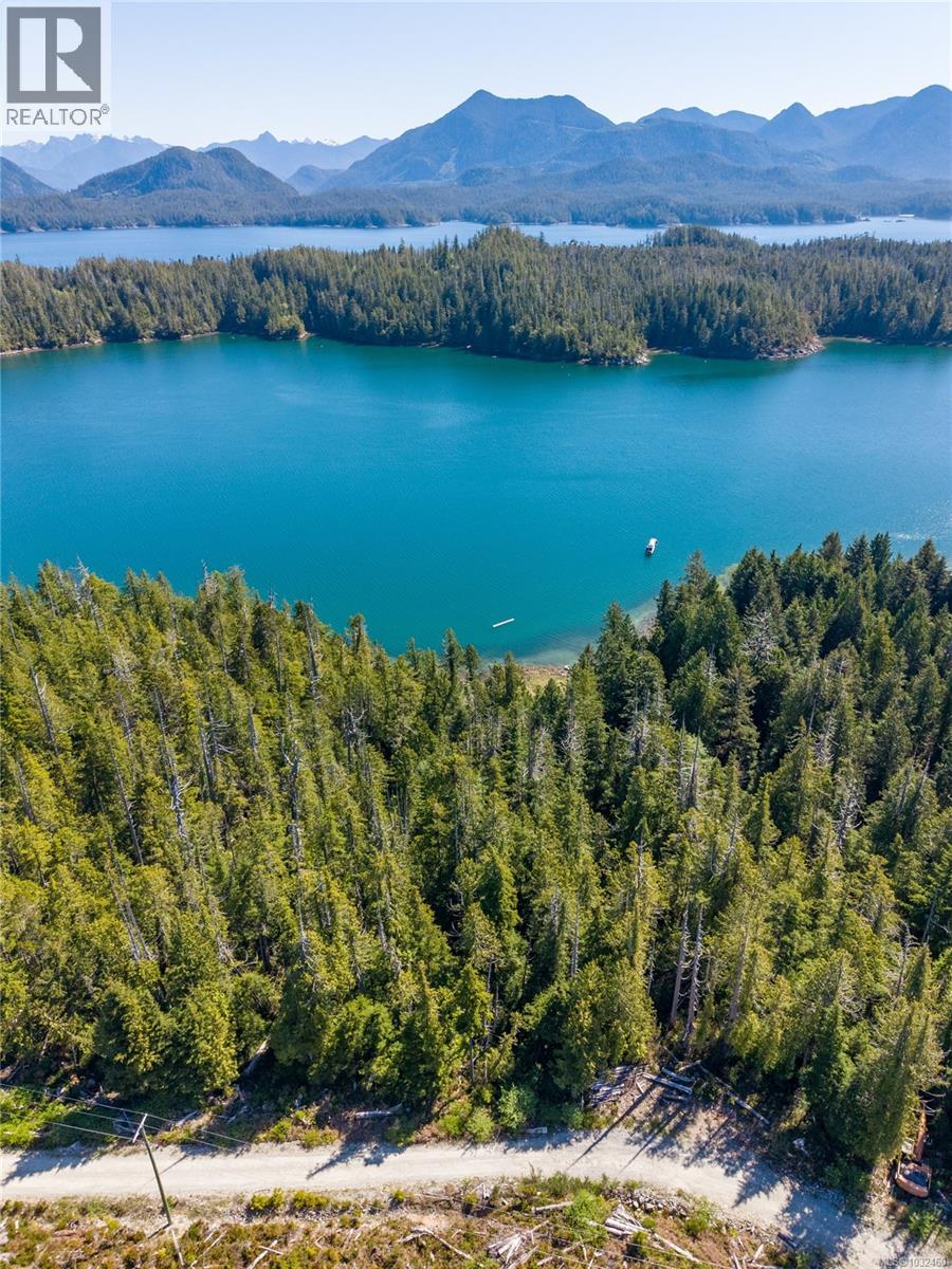 7 Hot Springs Cove, Tofino, British Columbia  V0R 2Z0 - Photo 7 - 1032460