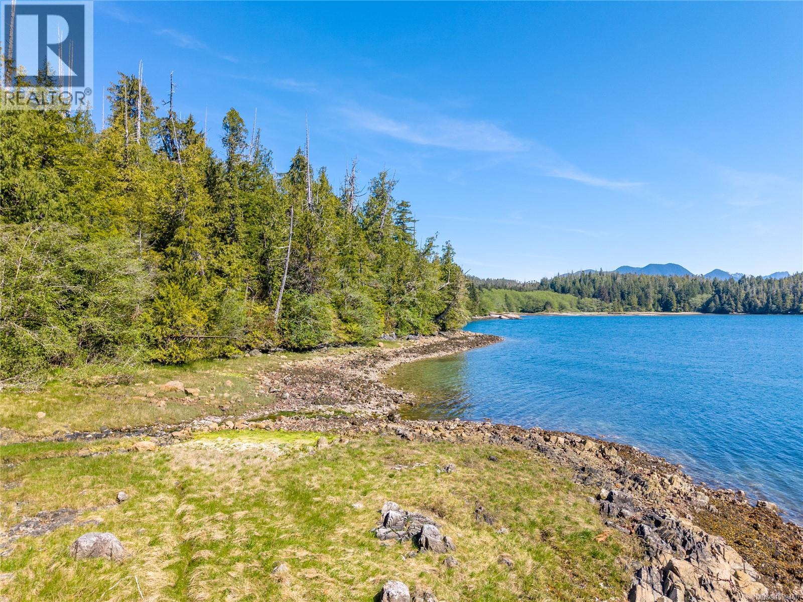 7 Hot Springs Cove, Tofino, British Columbia  V0R 2Z0 - Photo 16 - 1032460