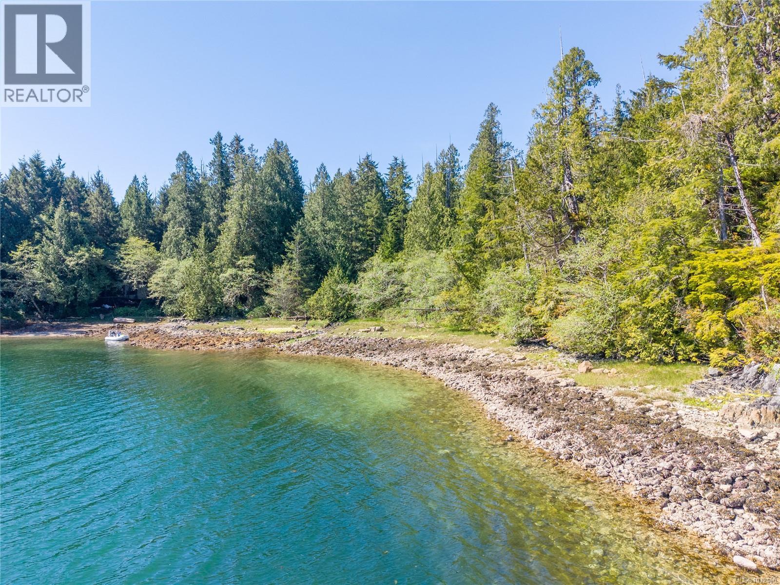 7 Hot Springs Cove, Tofino, British Columbia  V0R 2Z0 - Photo 15 - 1032460